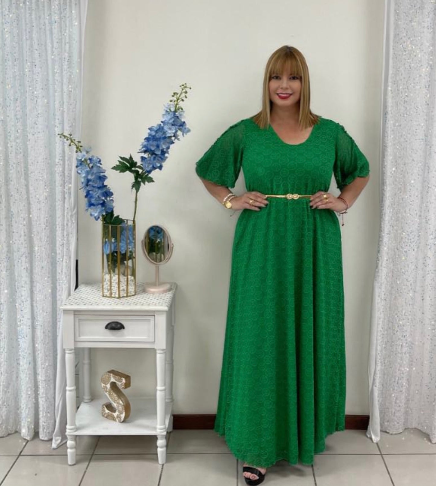 Plus Maxi Dress Lace verde By: Zoraya Desing