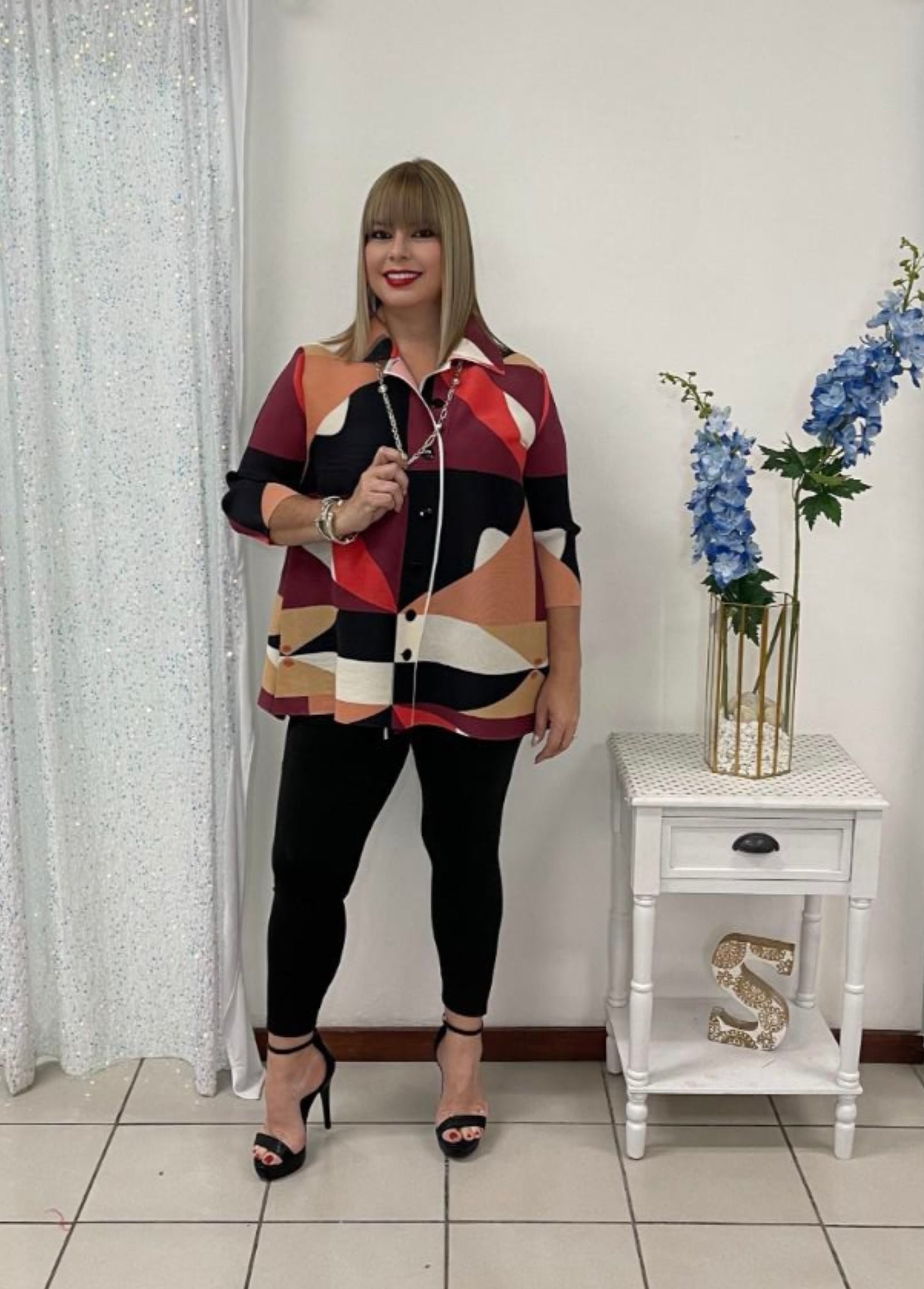 Plus tricolor top