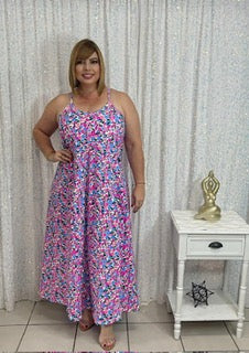 Plus maxi dress by: Mamy Blue