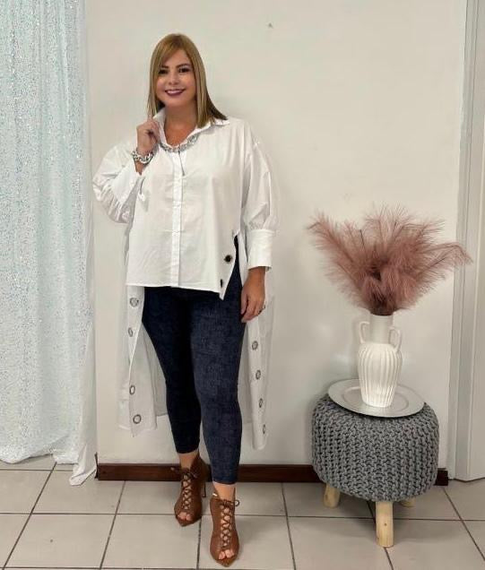 Plus White Hilow blouse and 3/4 sleeves