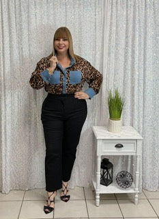 plus print shirt with denim top