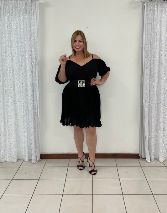 Plus Vestido Corto Negro