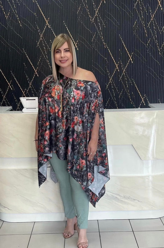 Plus flowers tunic by Claudia