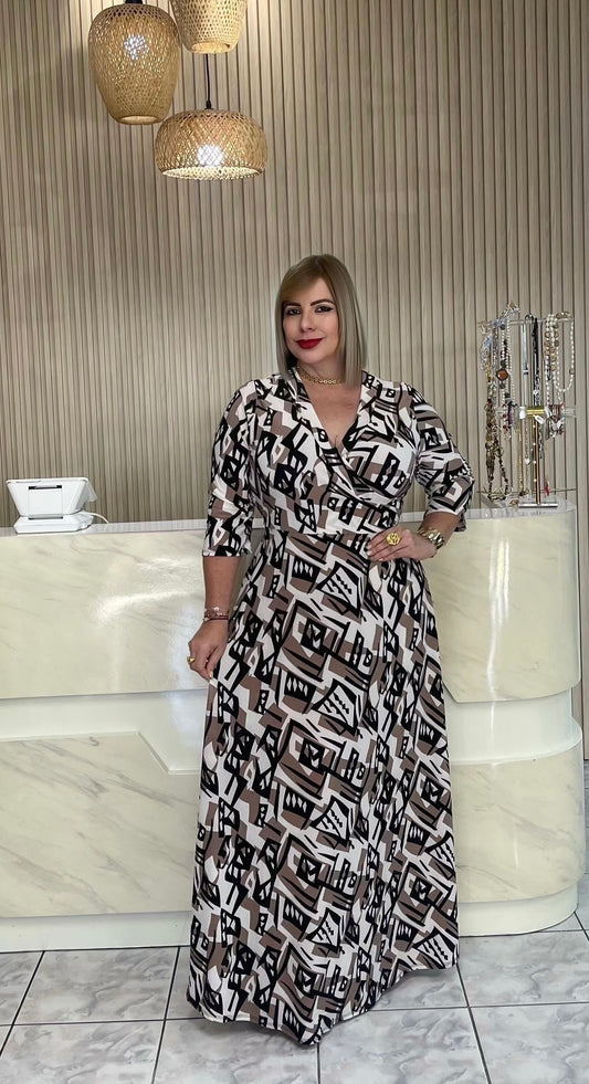 Black, nude & ivory plus maxi dress