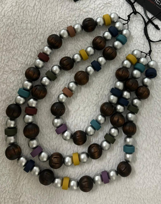 Plus Silver & multicolor With Wood