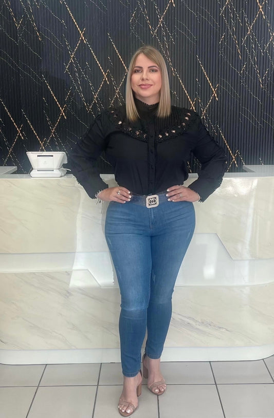 Black plus top