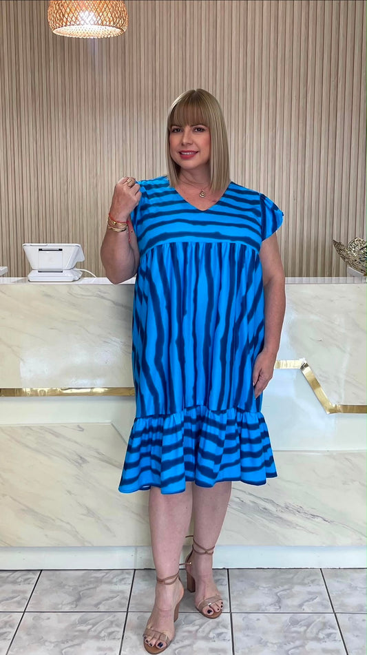 Plus shorts dress by Sonia