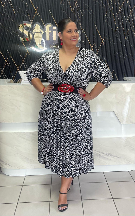 Plus Black & White Midi Dress