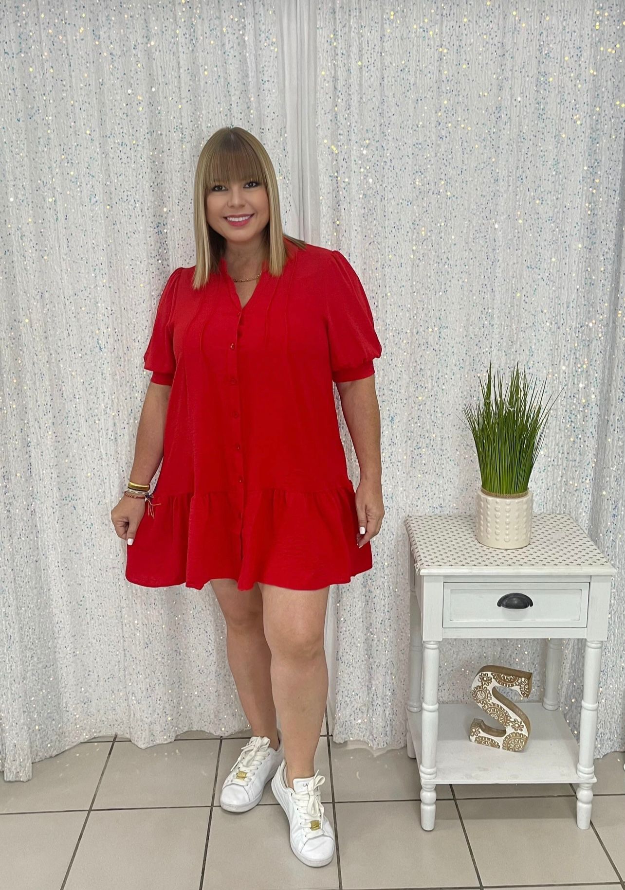 Plus red short dress