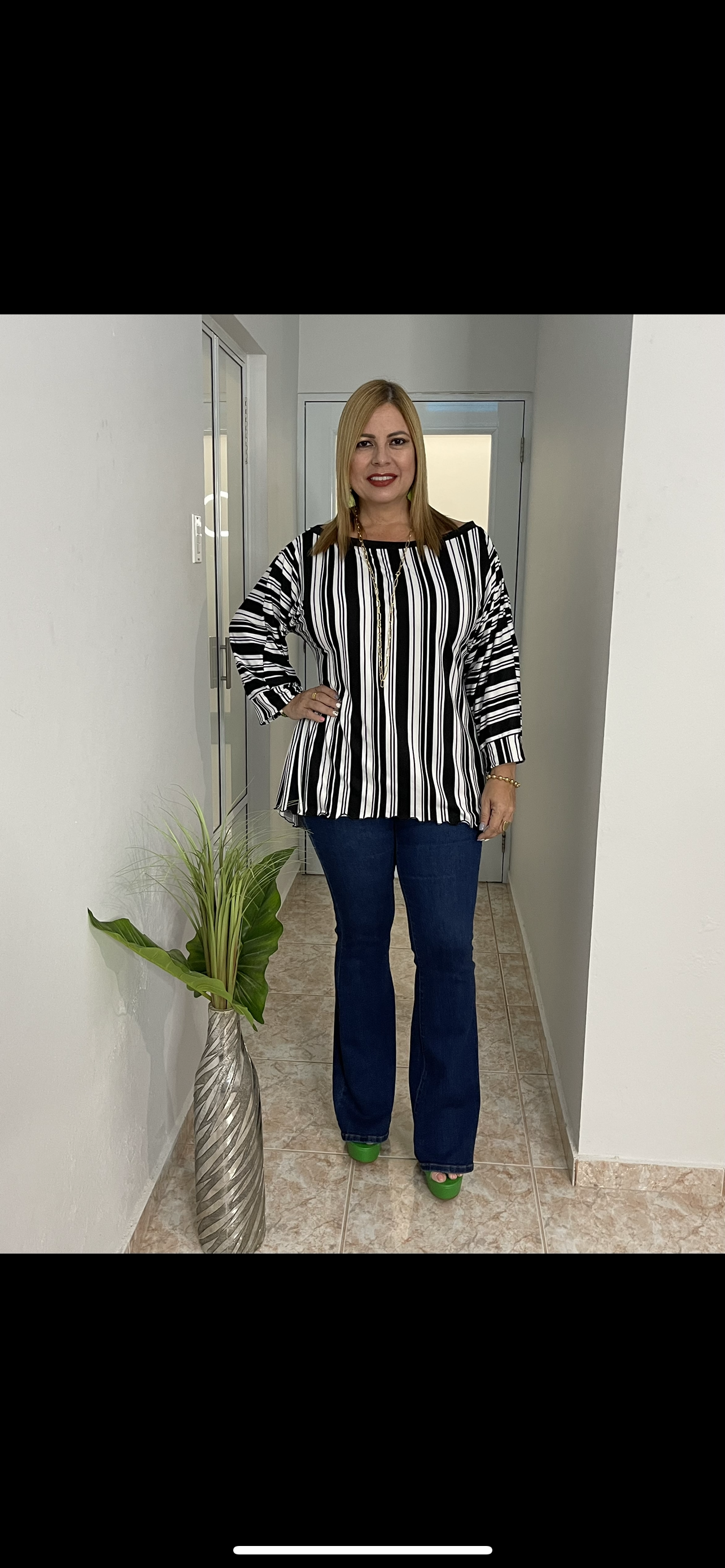 Plus Black & Withe top